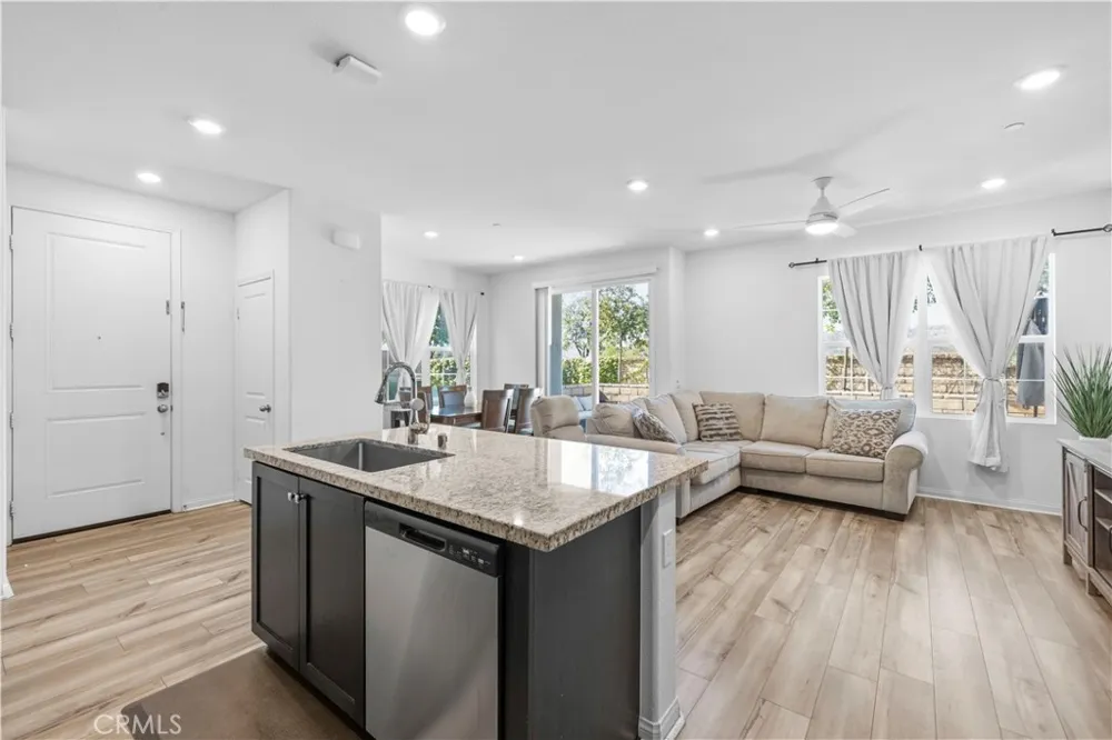 22760 Harmony Drive Saugus, CA 91350