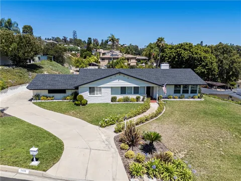 9400 Portada Drive