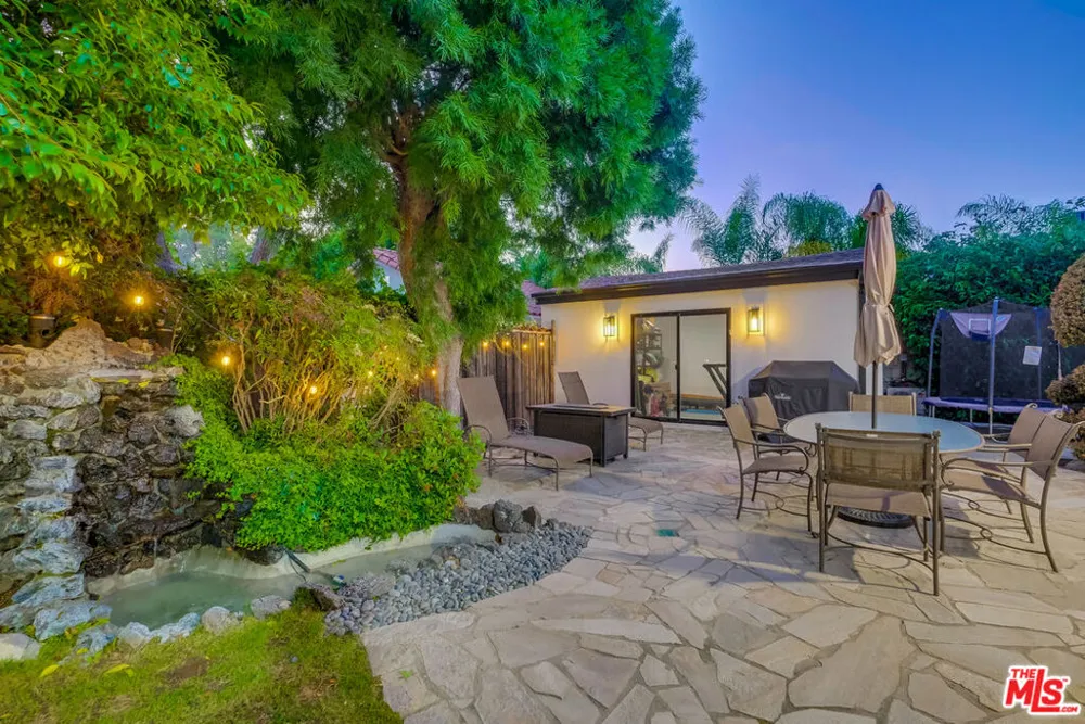 5715 Corteen Place Valley Village, CA 91607