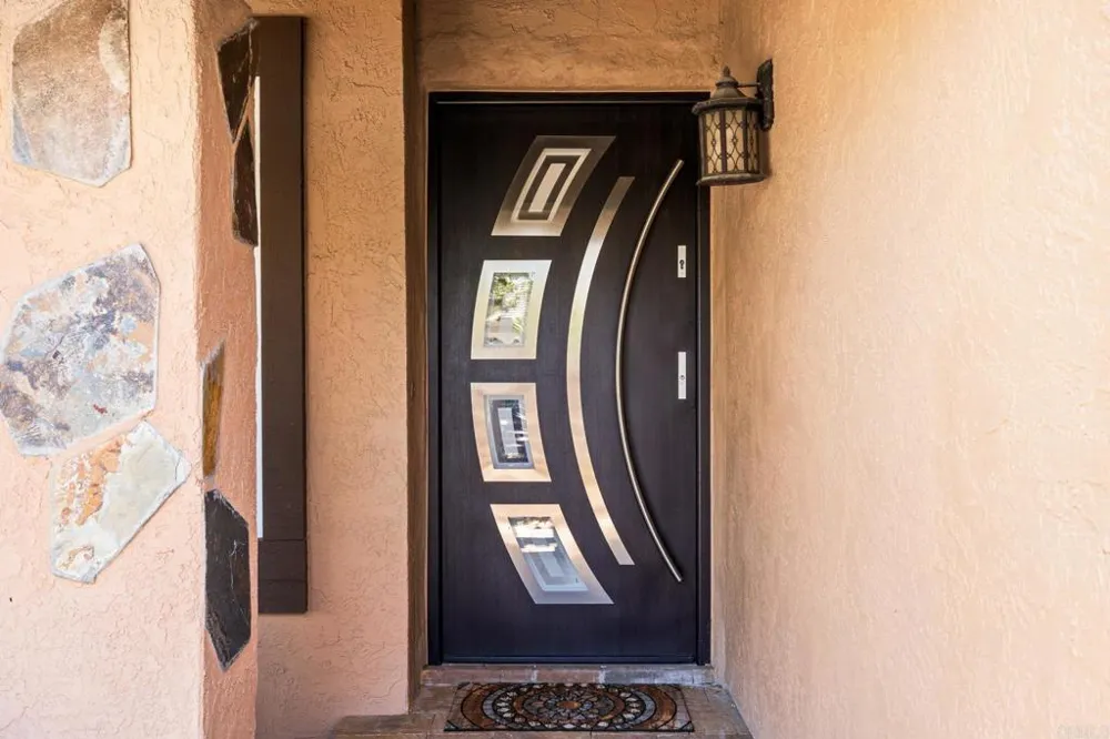 736 San Mario Drive Solana Beach, CA 92075
