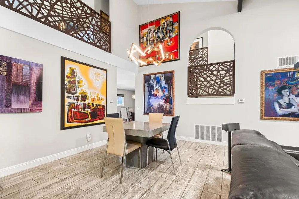 736 San Mario Drive Solana Beach, CA 92075