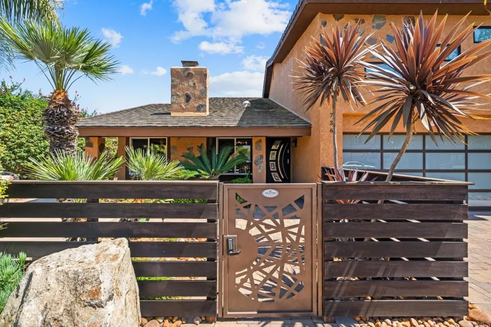 736 San Mario Drive Solana Beach, CA 92075