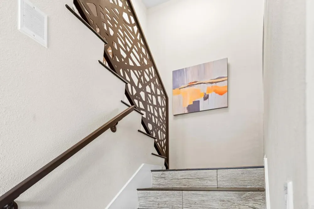 736 San Mario Drive Solana Beach, CA 92075