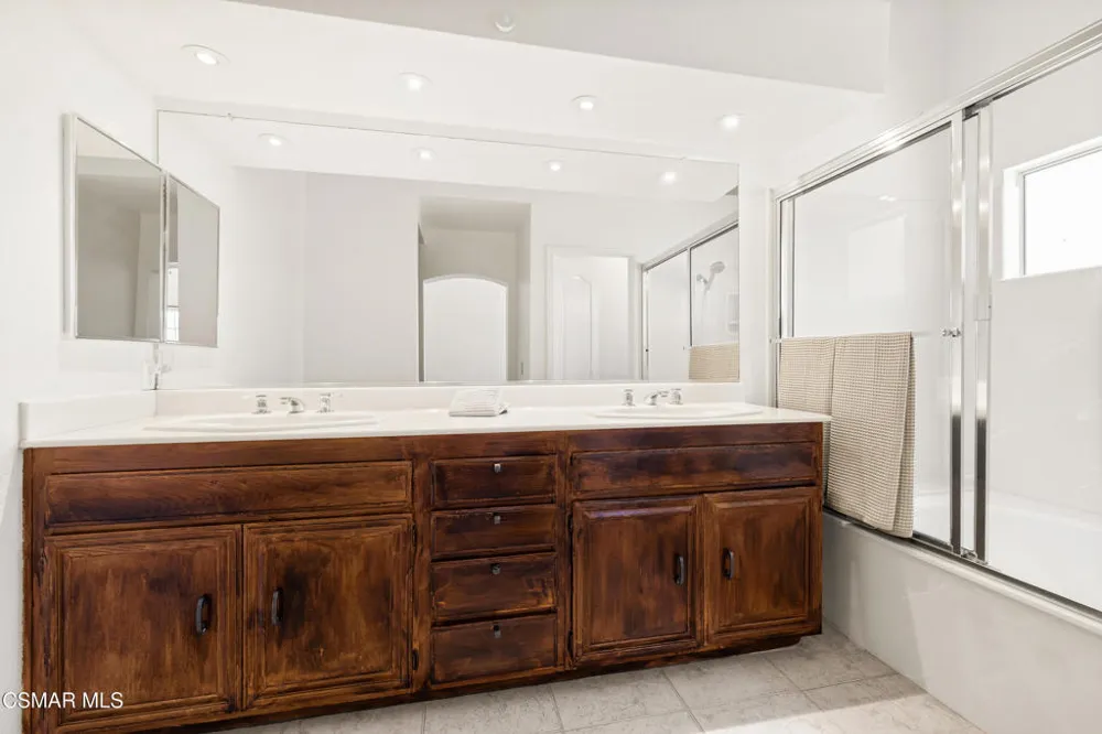 600 Kingswood Lane #G Simi Valley, CA 93065