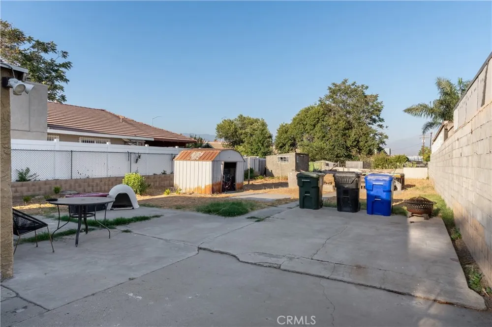 1859 Davidson San Bernardino, CA 92411