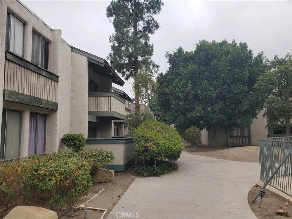 8601 International #166 Canoga Park, CA 91304
