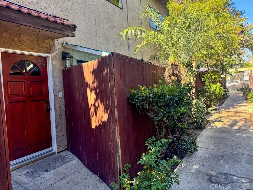 9019 Cedros Avenue #12 Panorama City, CA 91402