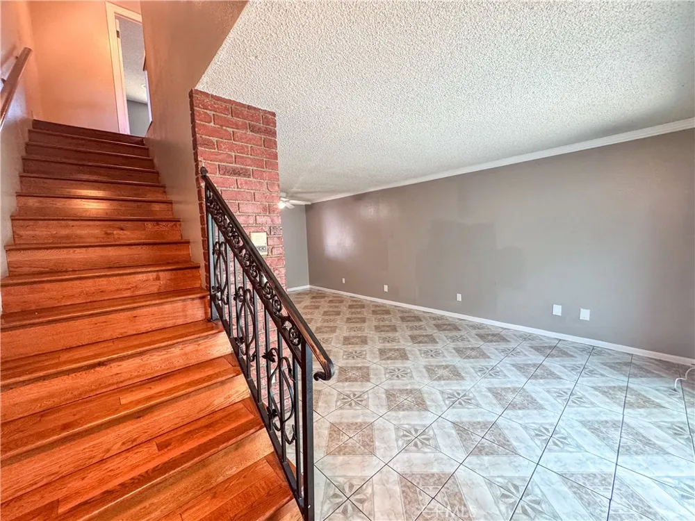 9019 Cedros Avenue #12 Panorama City, CA 91402