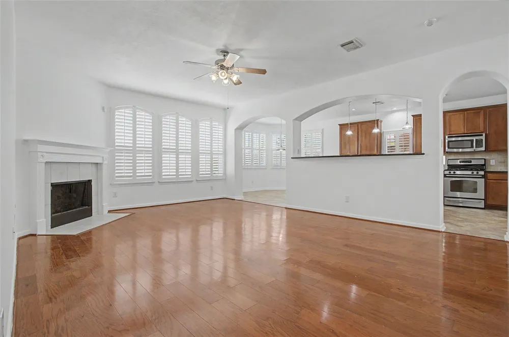 4114 Ferro Street Stafford, TX 77477