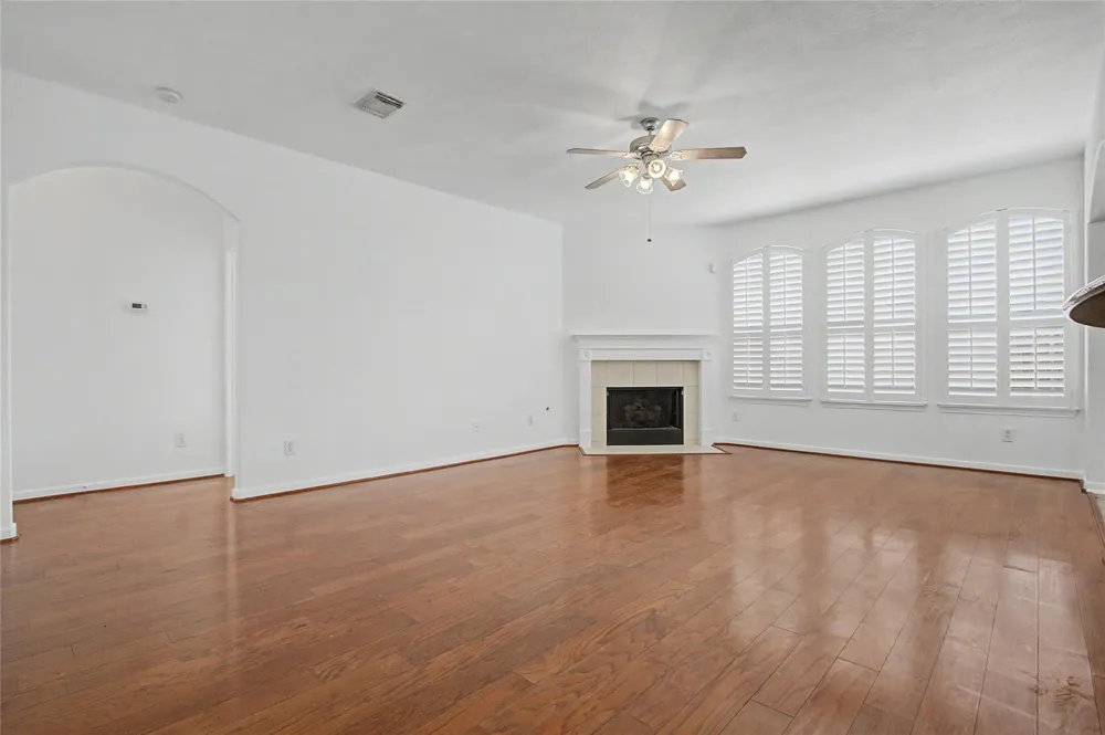 4114 Ferro Street Stafford, TX 77477