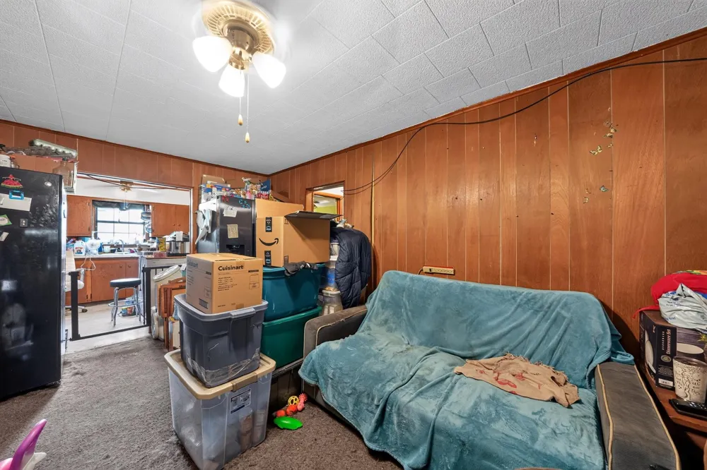 105 S Broadway Street Thorndale, TX 76577