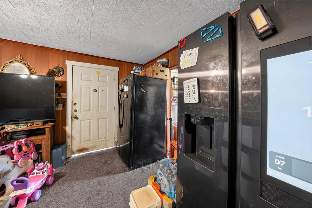 105 S Broadway Street Thorndale, TX 76577