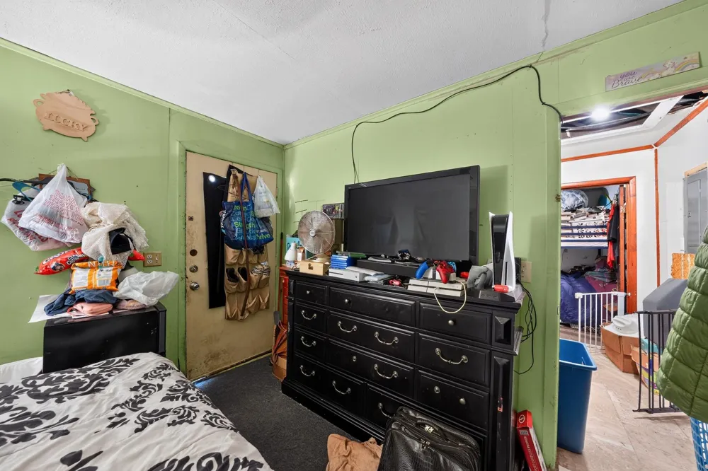 105 S Broadway Street Thorndale, TX 76577