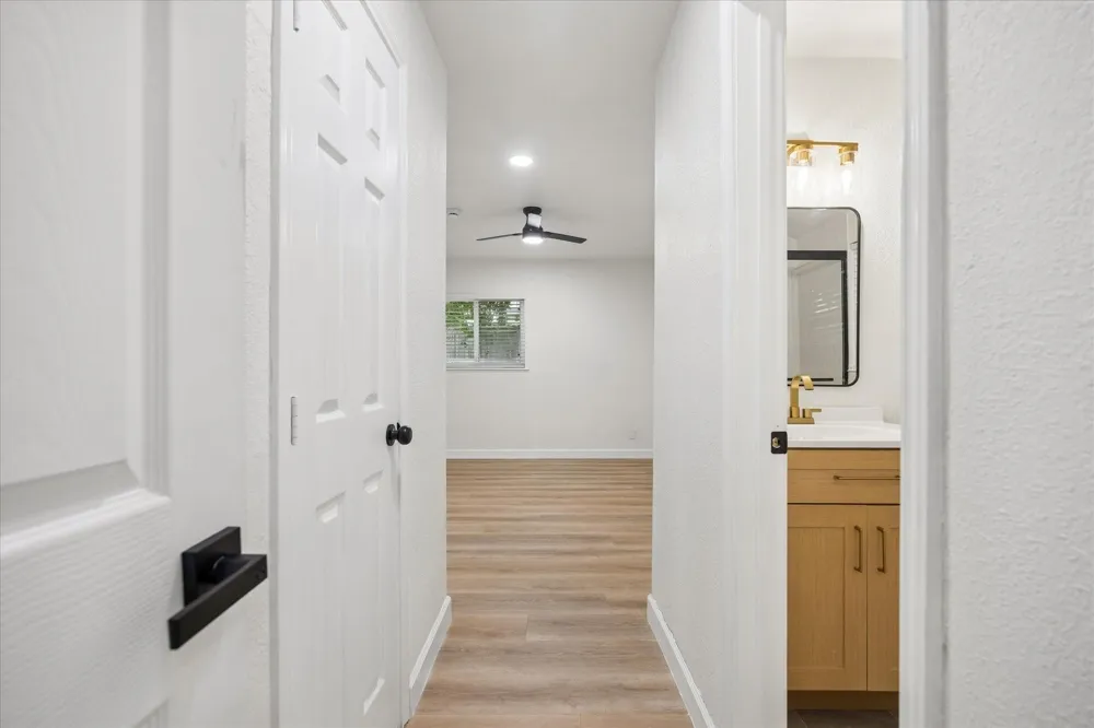 5203 Gladstone Drive Austin, TX 78723