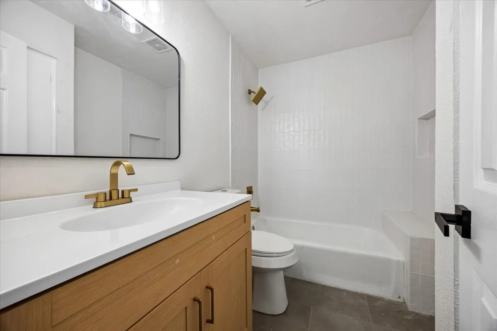 5203 Gladstone Drive Austin, TX 78723