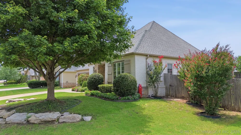 12218 S Ash Avenue S Jenks, OK 74037