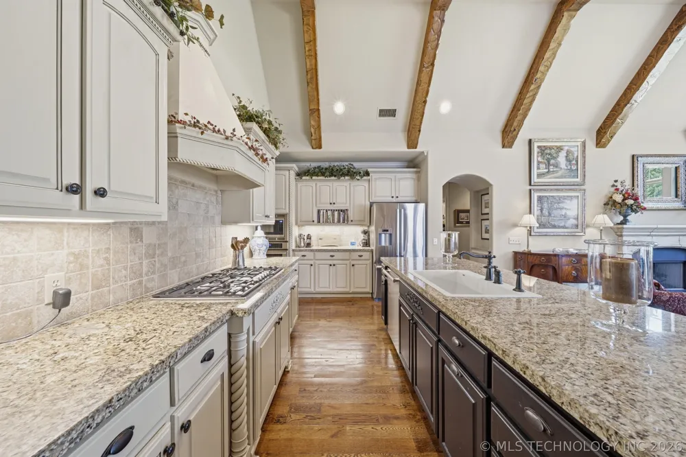 12218 S Ash Avenue S Jenks, OK 74037
