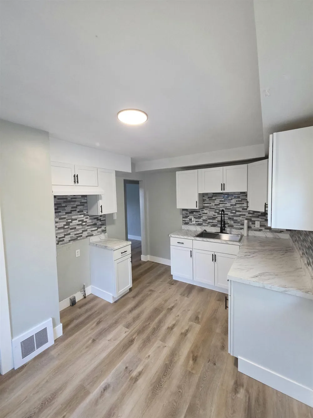 3361 W Ridgeway Avenue Mt Morris Township, MI 48504