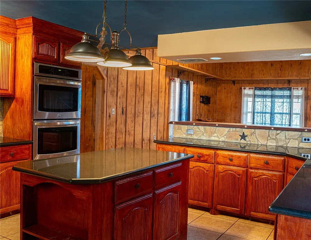 571 FM 799 George West, TX 78022