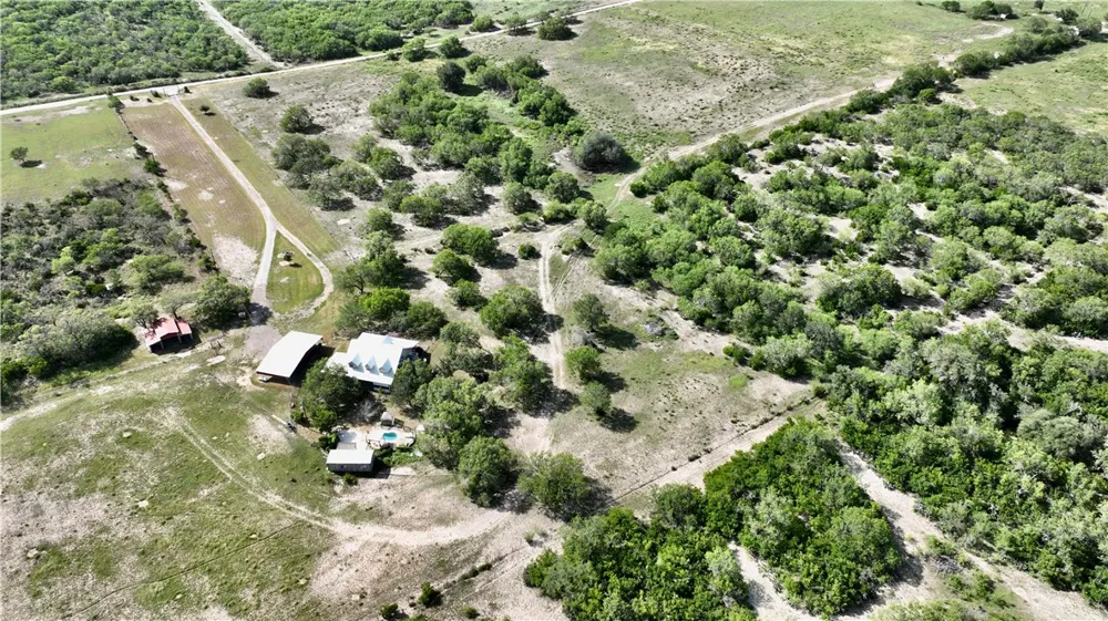 571 FM 799 George West, TX 78022