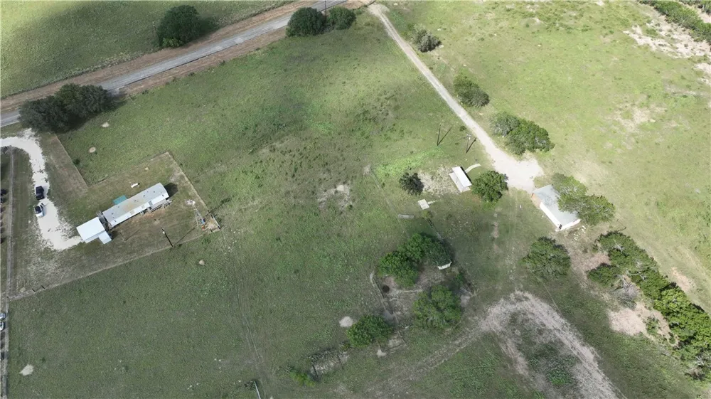 571 FM 799 George West, TX 78022