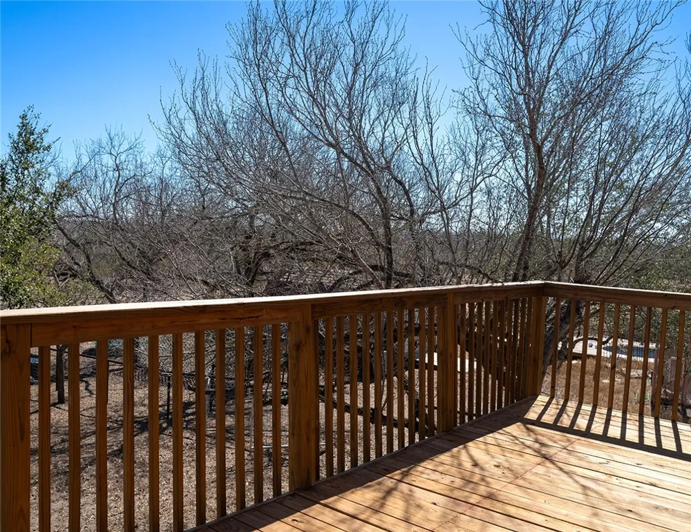 571 FM 799 George West, TX 78022