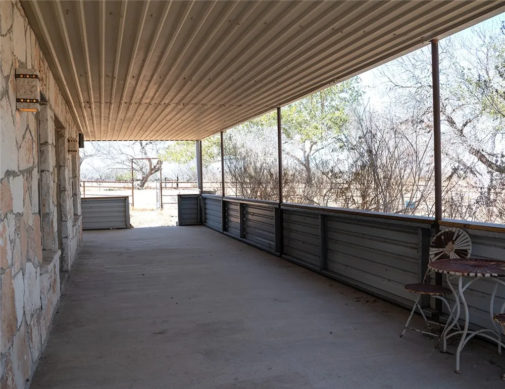 571 FM 799 George West, TX 78022