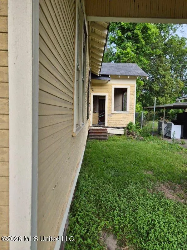 414 Monroe Street Yazoo City, MS 39194