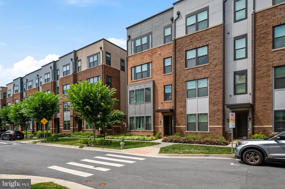 16232 CONNORS WAY #50 Rockville, MD 20855