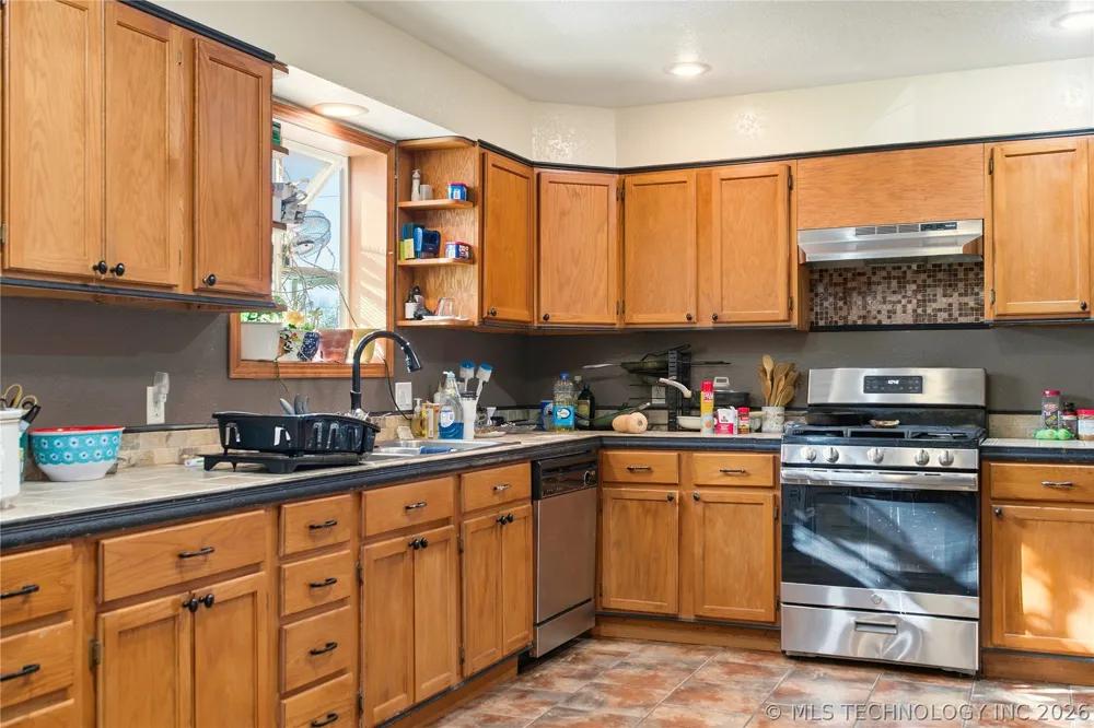 951 Alberty Lane Westville, OK 74965