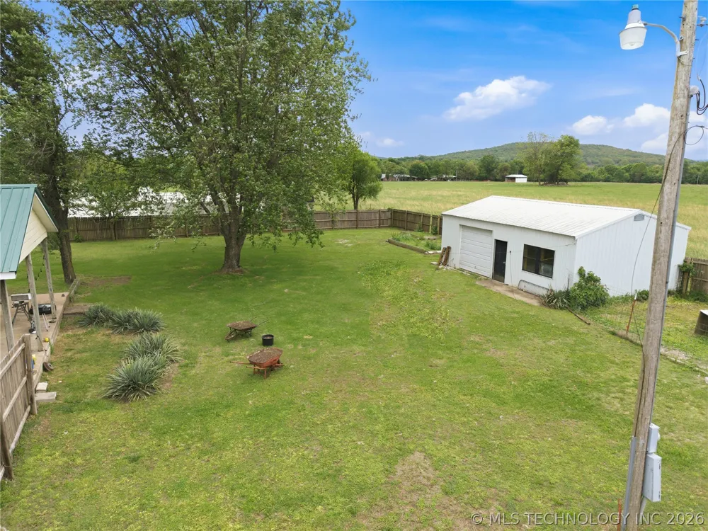 951 Alberty Lane Westville, OK 74965