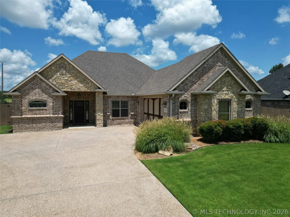 401 Wandering Way Ardmore, OK 73401