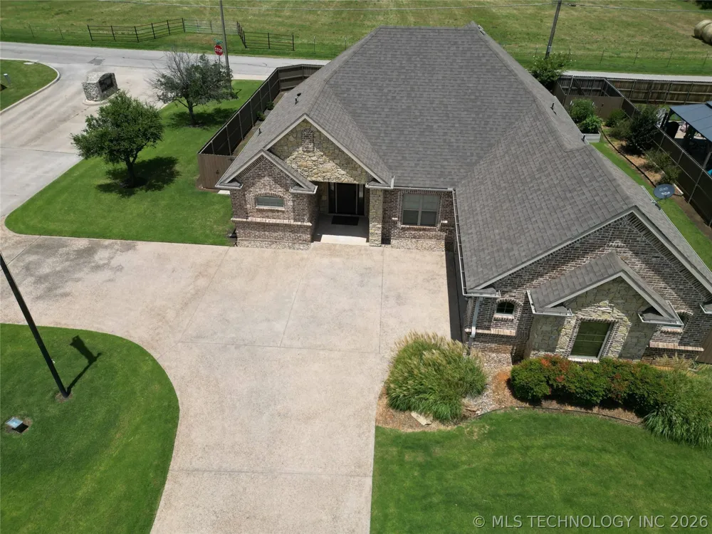 401 Wandering Way Ardmore, OK 73401
