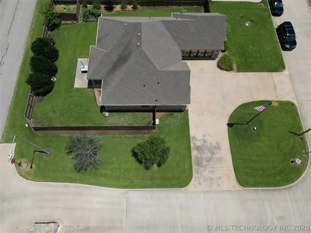 401 Wandering Way Ardmore, OK 73401