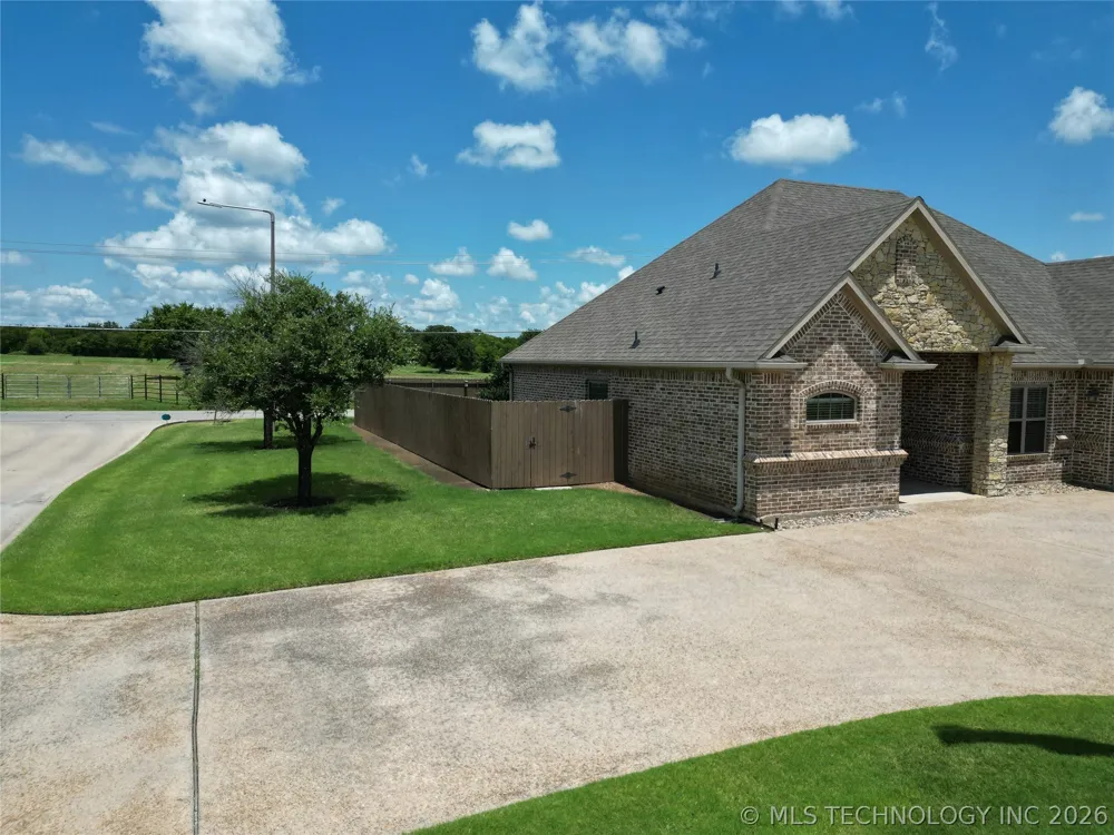 401 Wandering Way Ardmore, OK 73401