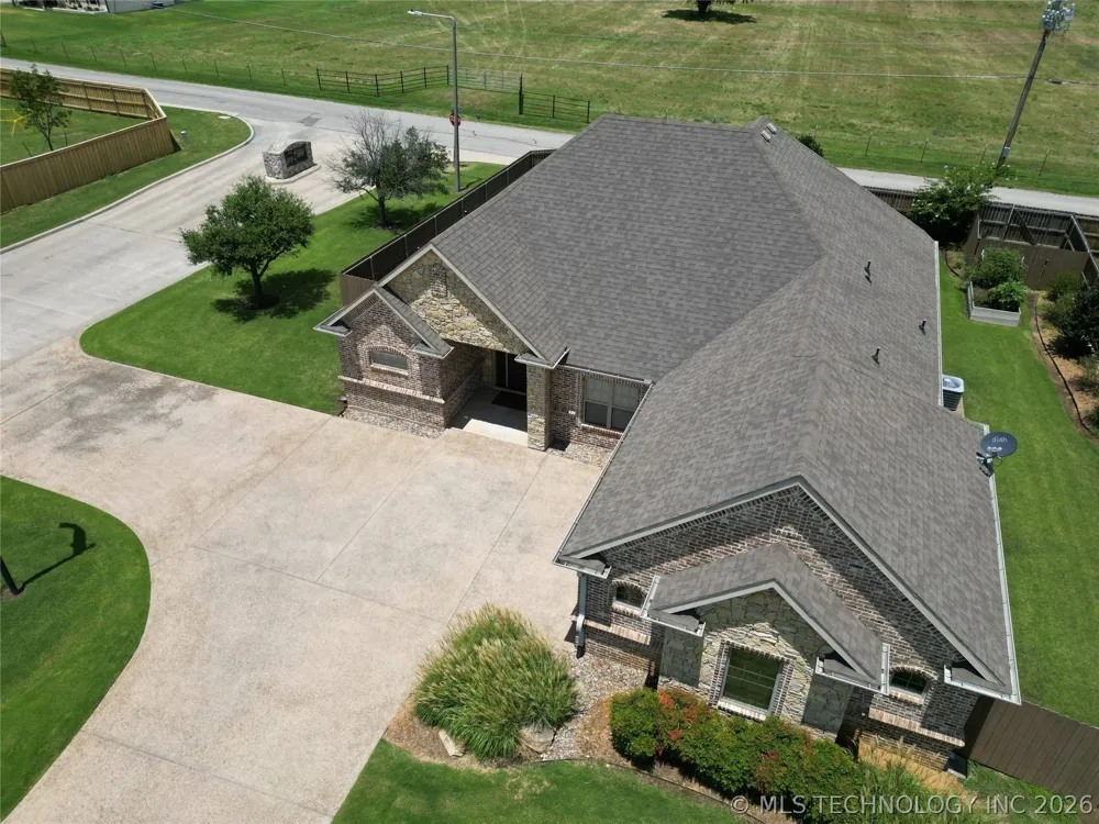 401 Wandering Way Ardmore, OK 73401