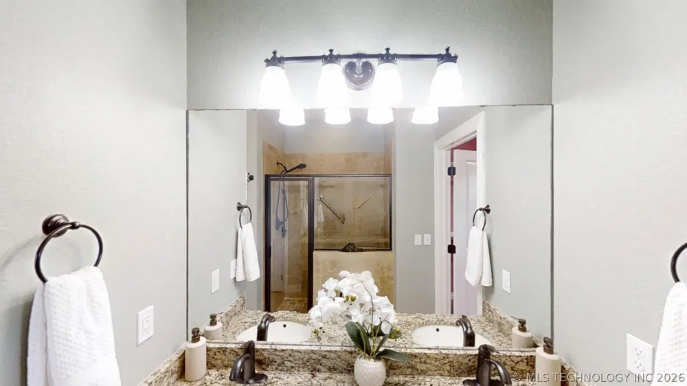 401 Wandering Way Ardmore, OK 73401