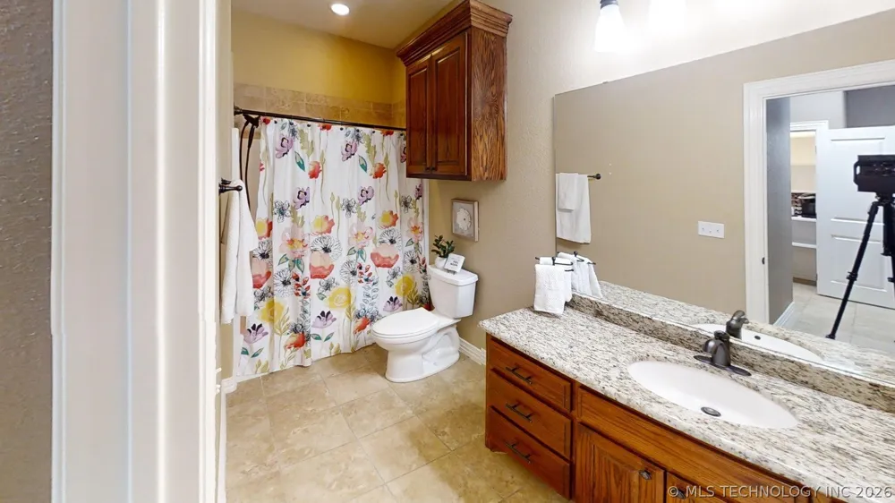 401 Wandering Way Ardmore, OK 73401