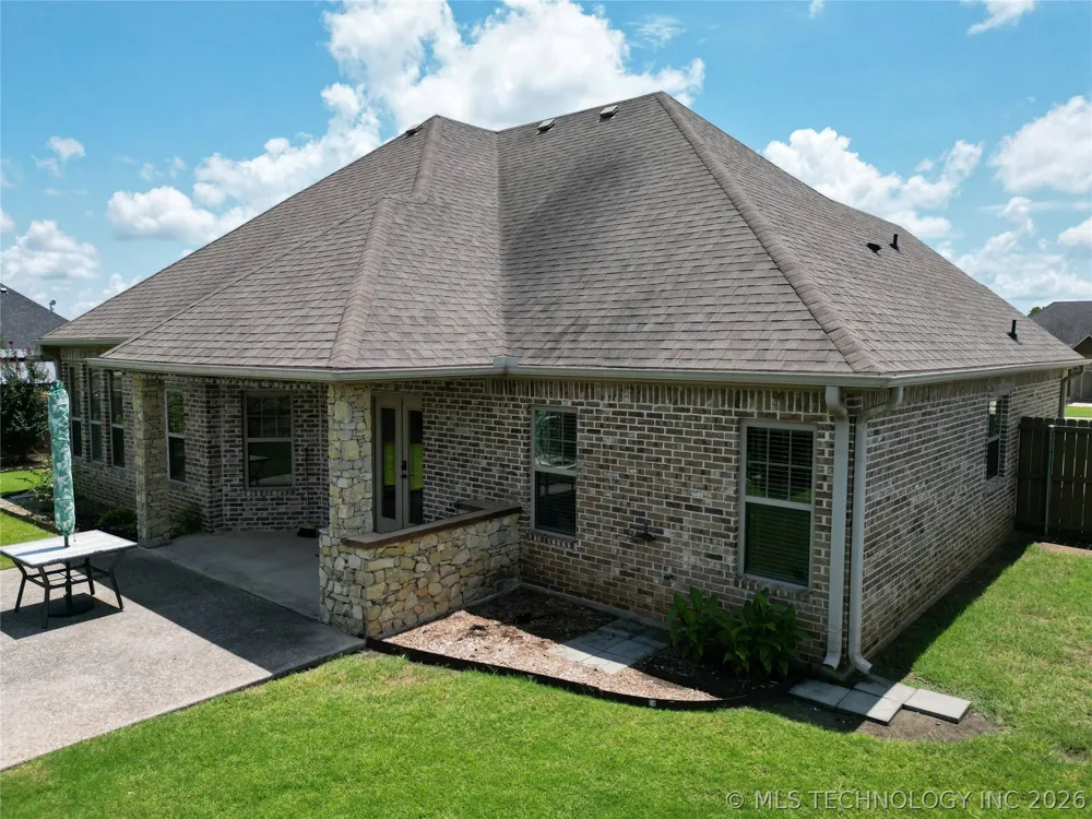 401 Wandering Way Ardmore, OK 73401