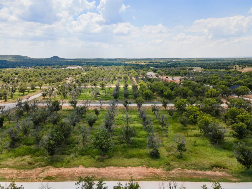 1336 Cirrus Loop Granbury, TX 76049