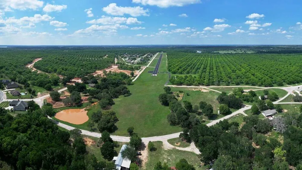1336 Cirrus Loop Granbury, TX 76049