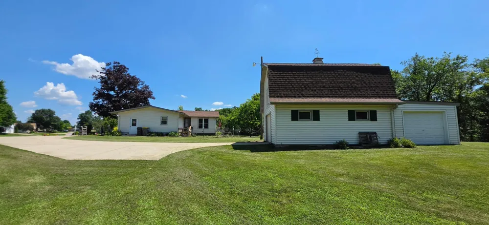 1503 Claudia Avenue La Crescent, MN 55947