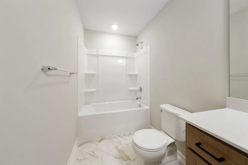 10370 Birchwood Circle Victoria, MN 55318
