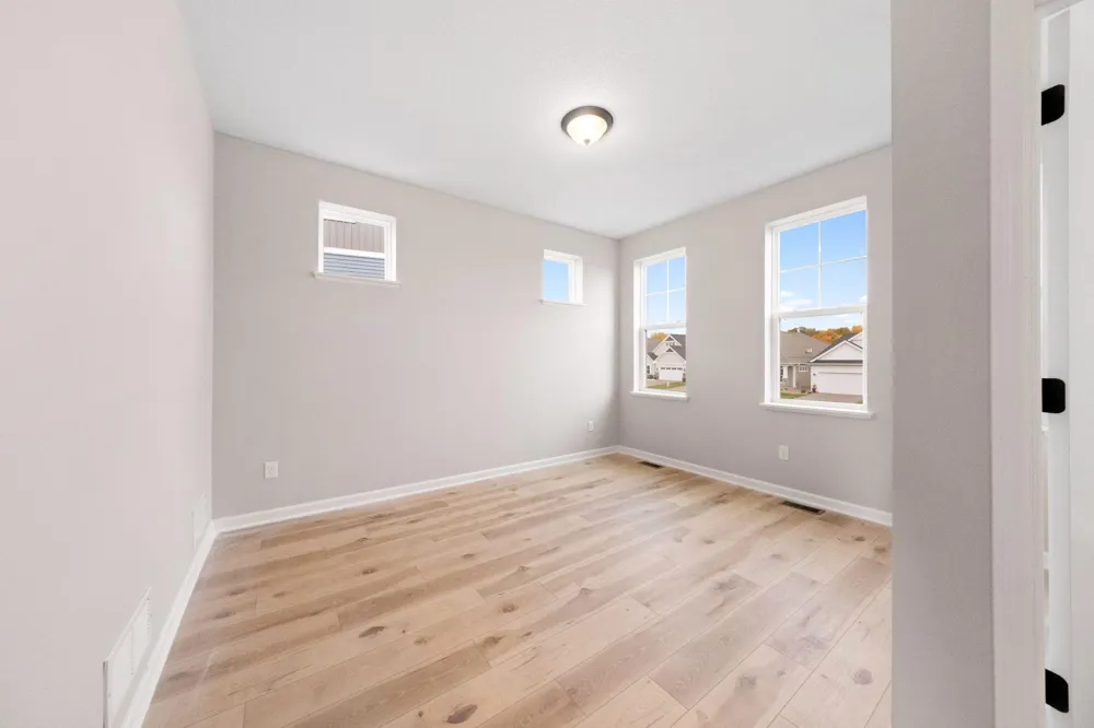 10370 Birchwood Circle Victoria, MN 55318