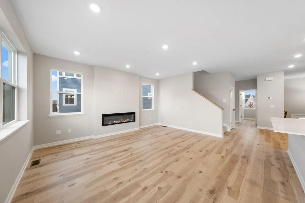 10370 Birchwood Circle Victoria, MN 55318