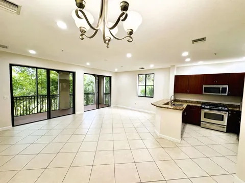 3020 NW 125th Avenue #315