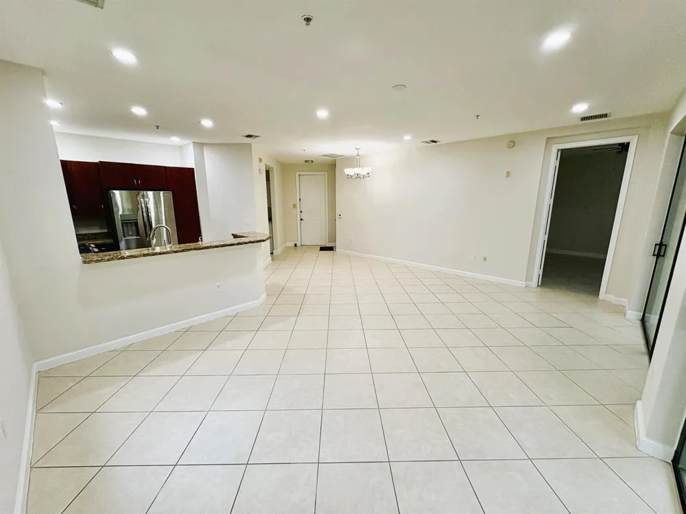 3020 NW 125th Avenue #315 Sunrise, FL 33323