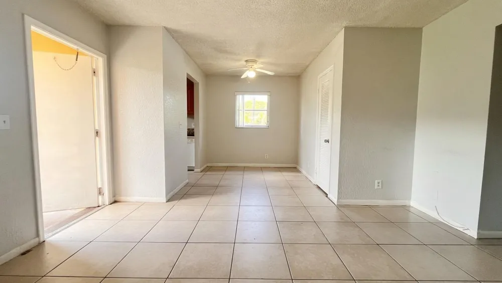 200 Croton Avenue #111 Lantana, FL 33462