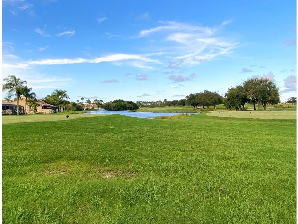 437 Prestwick Ln Palm Beach Gardens, FL 33418