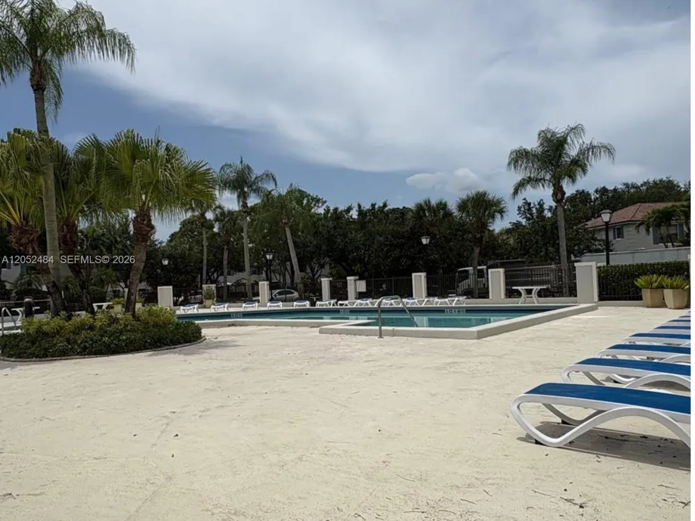437 Prestwick Ln Palm Beach Gardens, FL 33418